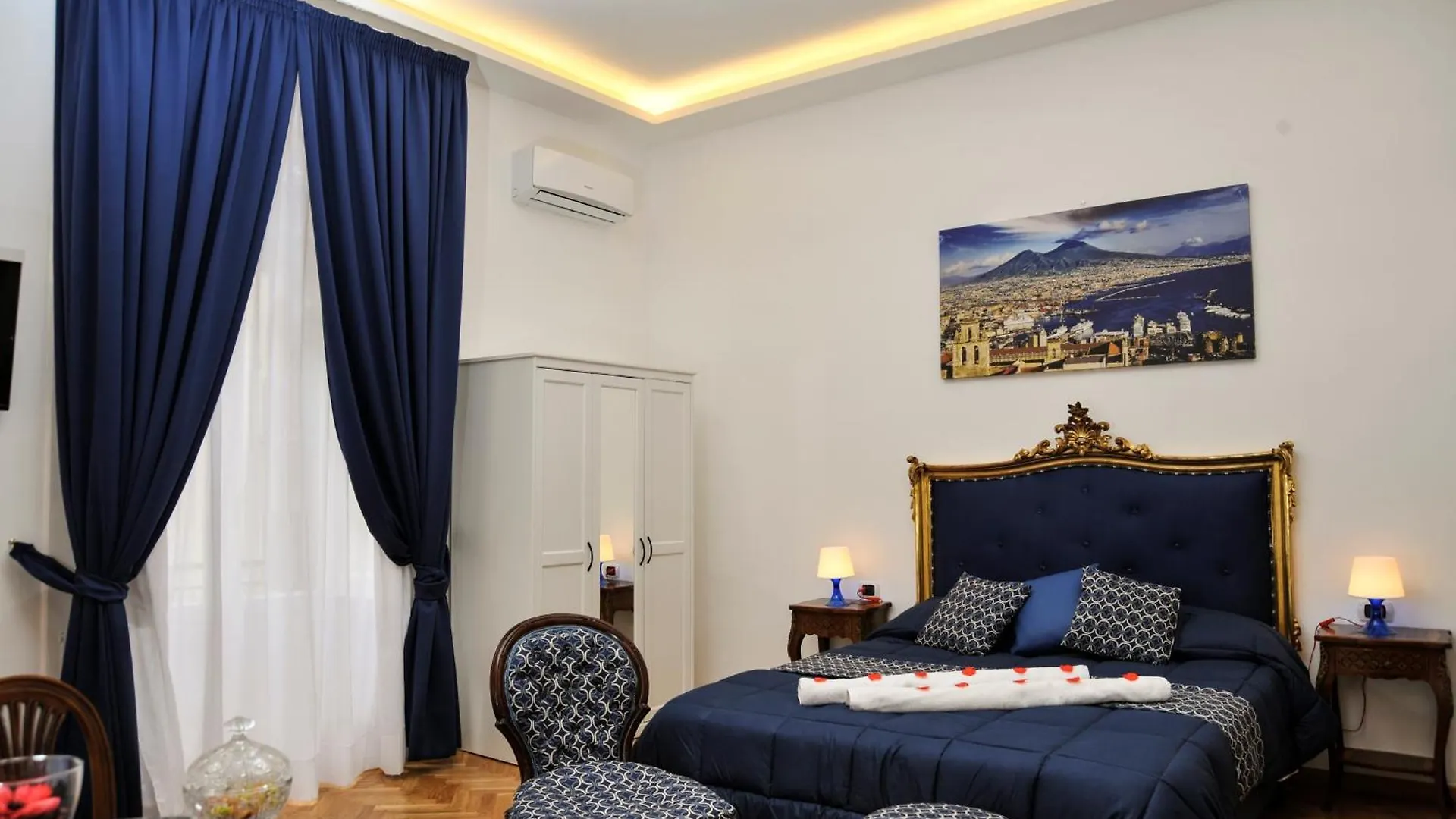 Di Palma Suite Naples Maison d'hôtes